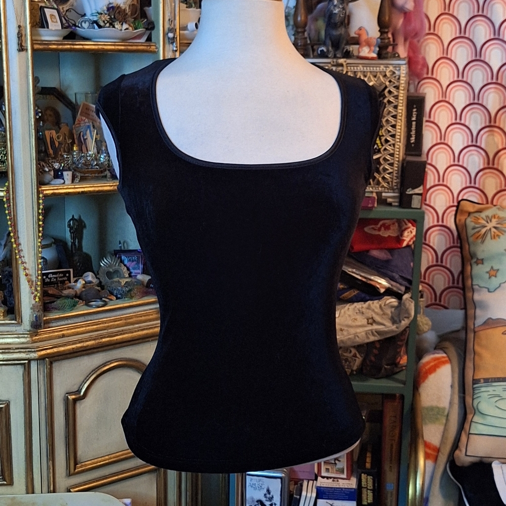 Vintage Bodycon Velvet Top With Tie Neck Detail Small